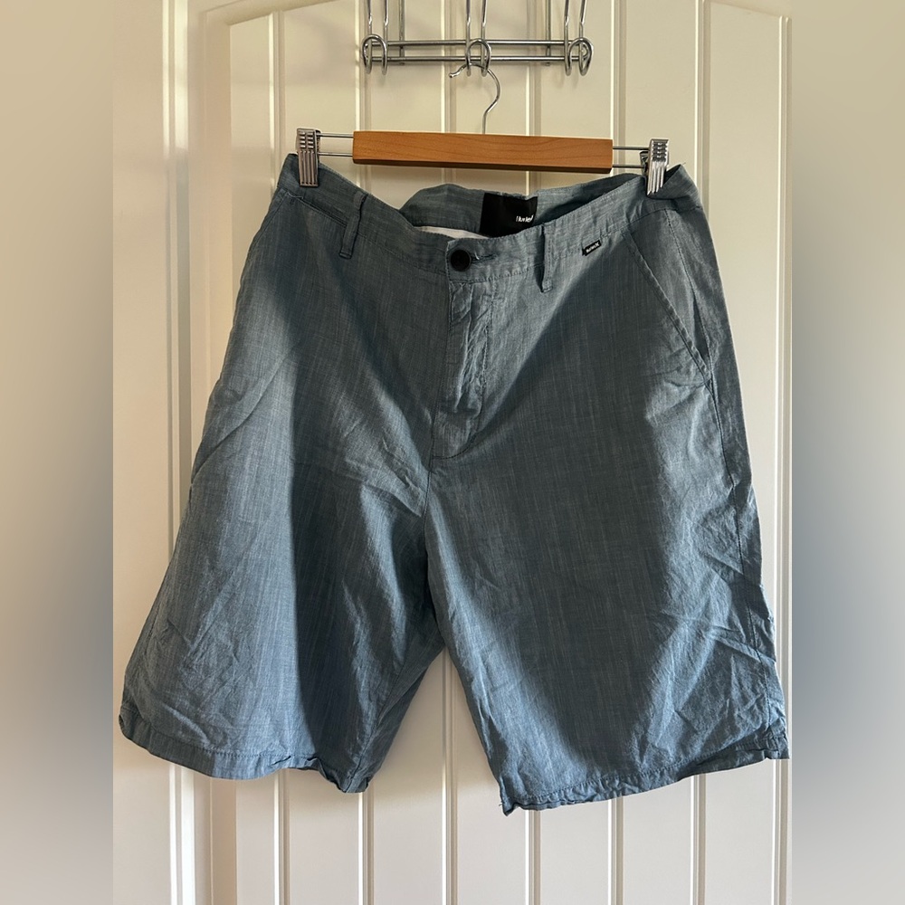 Hurley men’s 100% cotton shorts 9” inseam
